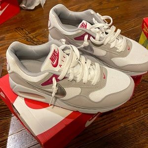 Women Nike sneakers
